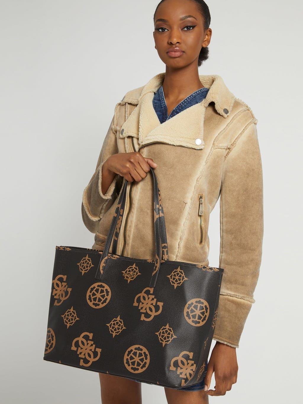 Guess Τσάντα 2 in 1 Vikky Large Tote (HWPB6995240-MLO)