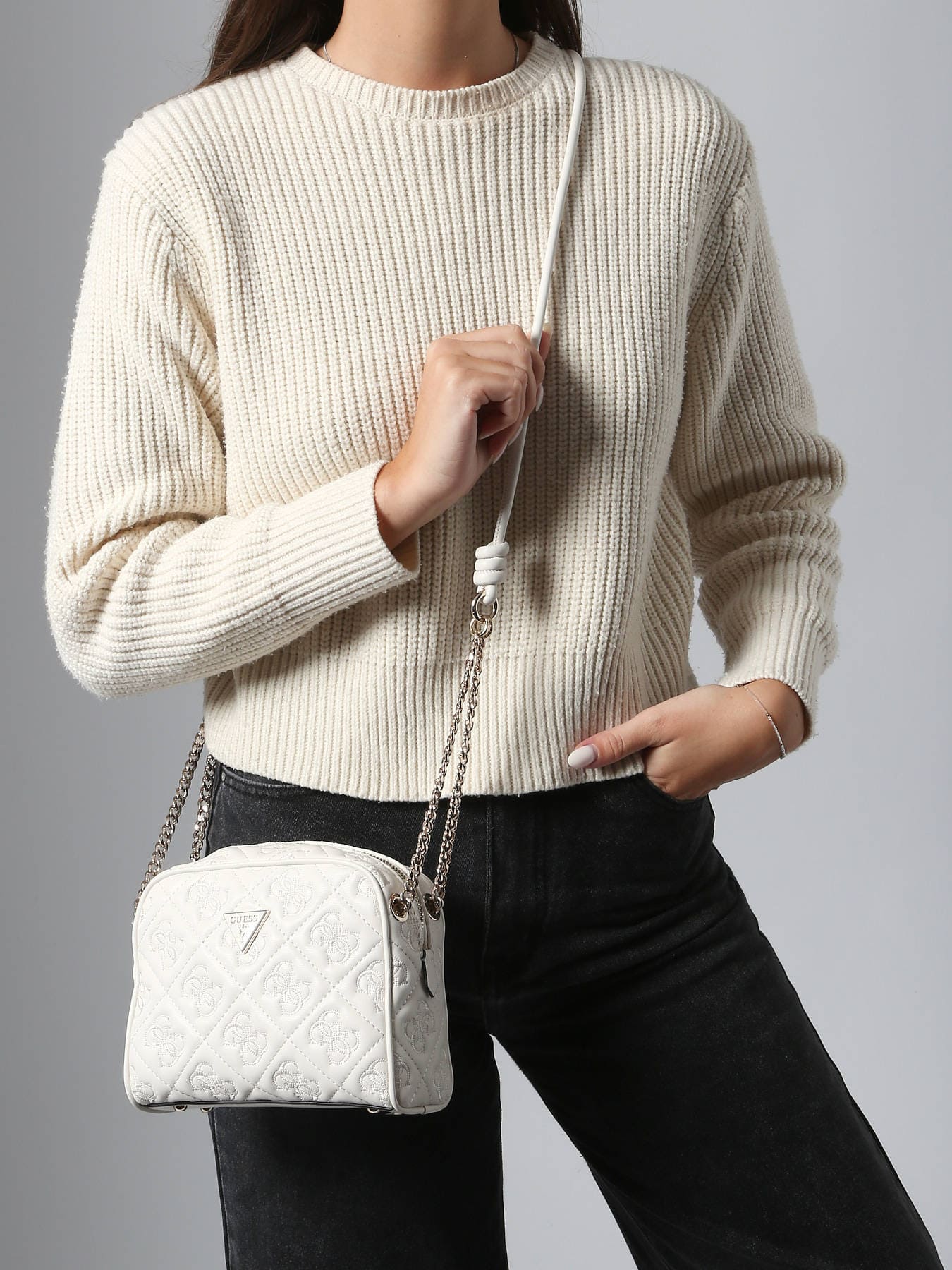 Guess Τσάντα Χιαστί Adelasia Camera Crossbody Bag (HWQL9658140-OFF)
