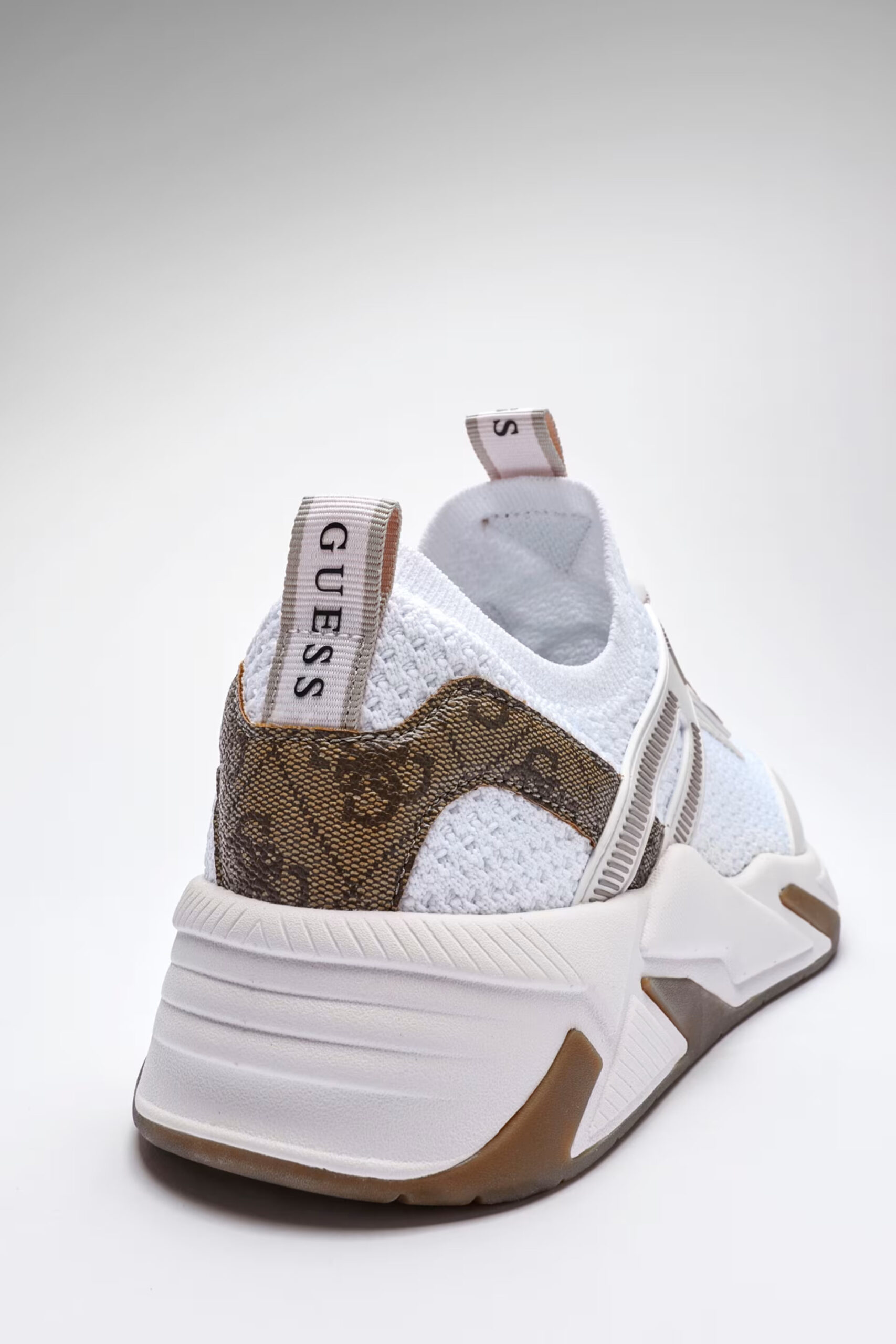 Guess Γυναικείο Sneaker Genga (FLPGENFAP12-WHITE)